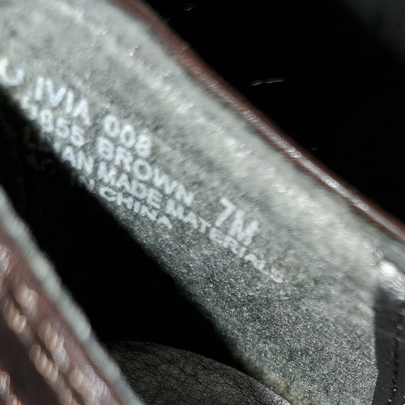 NWOT WOMEN'S OLIVIA HOTCAKES - Picture 7 of 7